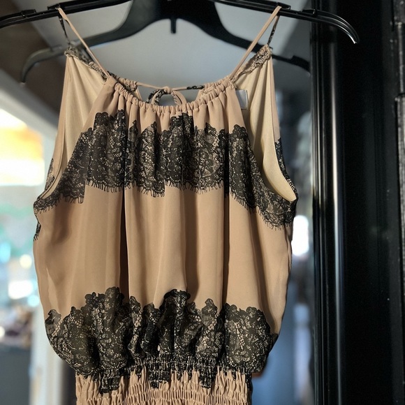 EUC- PRETTY BLACK AND TAN HALTER DRESS SZ S - Picture 1 of 7